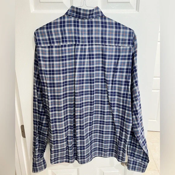 Peter Millar Size Large Dress Shirt Button Down EUC - Picture 2 of 3